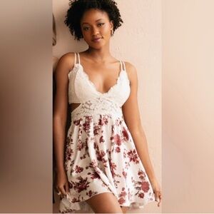 Joyfolie Melanie Chemise Floral Lace Dress Size L